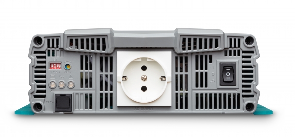 Инвертор AC Master 12/1500 (выход Schuko)